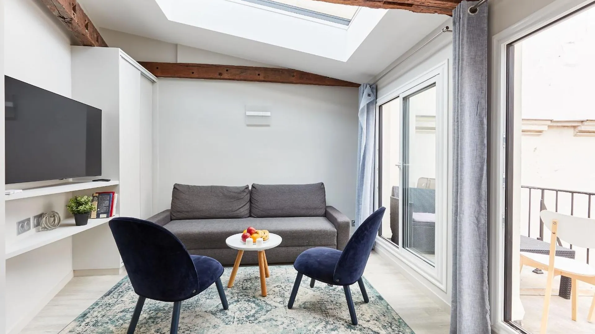 Jardin Du Luxembourg With Balcony - Cityapartmentstay *